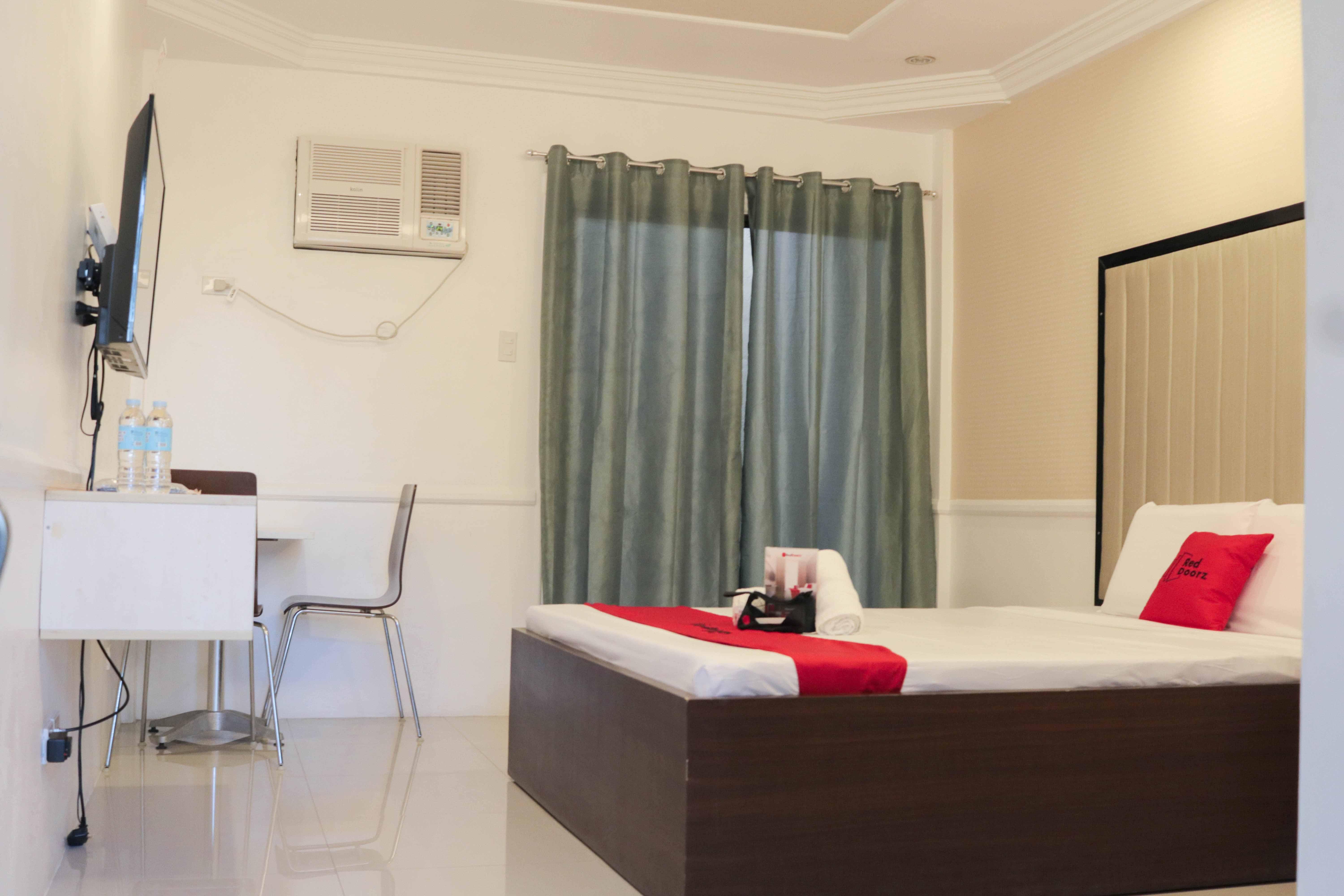 RedDoorz Premium @ Wireless Mandaue Cebu Exterior foto